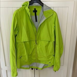 Janji lightweight rain Jacket